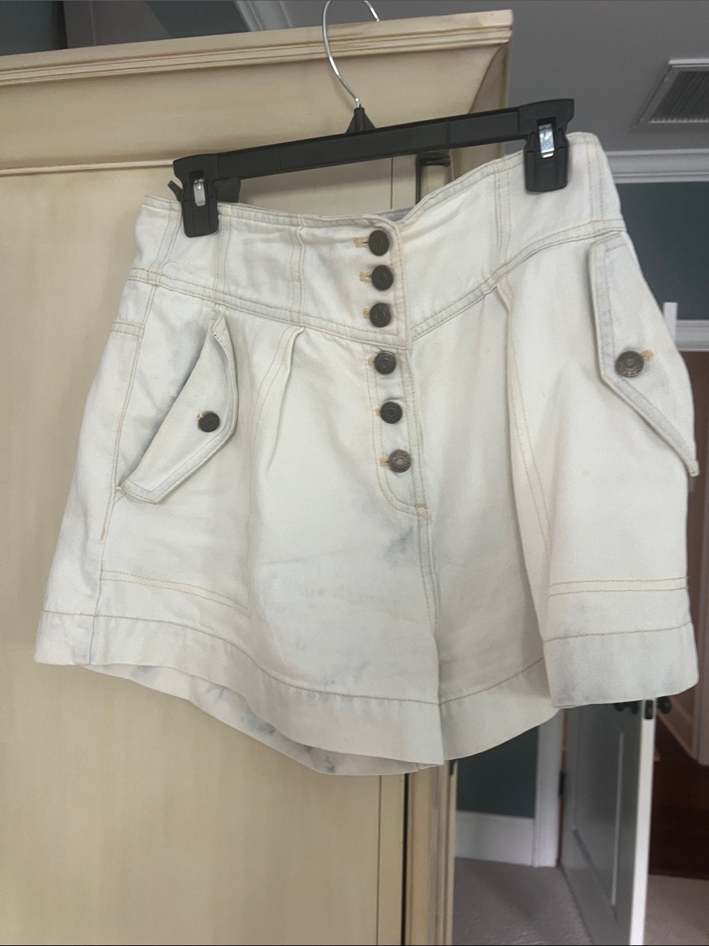 Ulla Johnson White /light blue/tie-dye. HigWaist Button-Front Jean Short